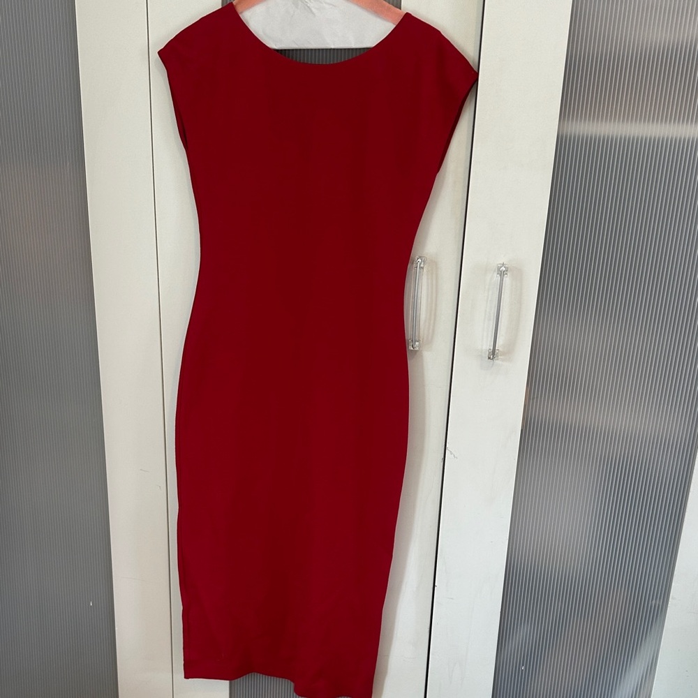 Tomas Maier Vibrant Red Midi Dress